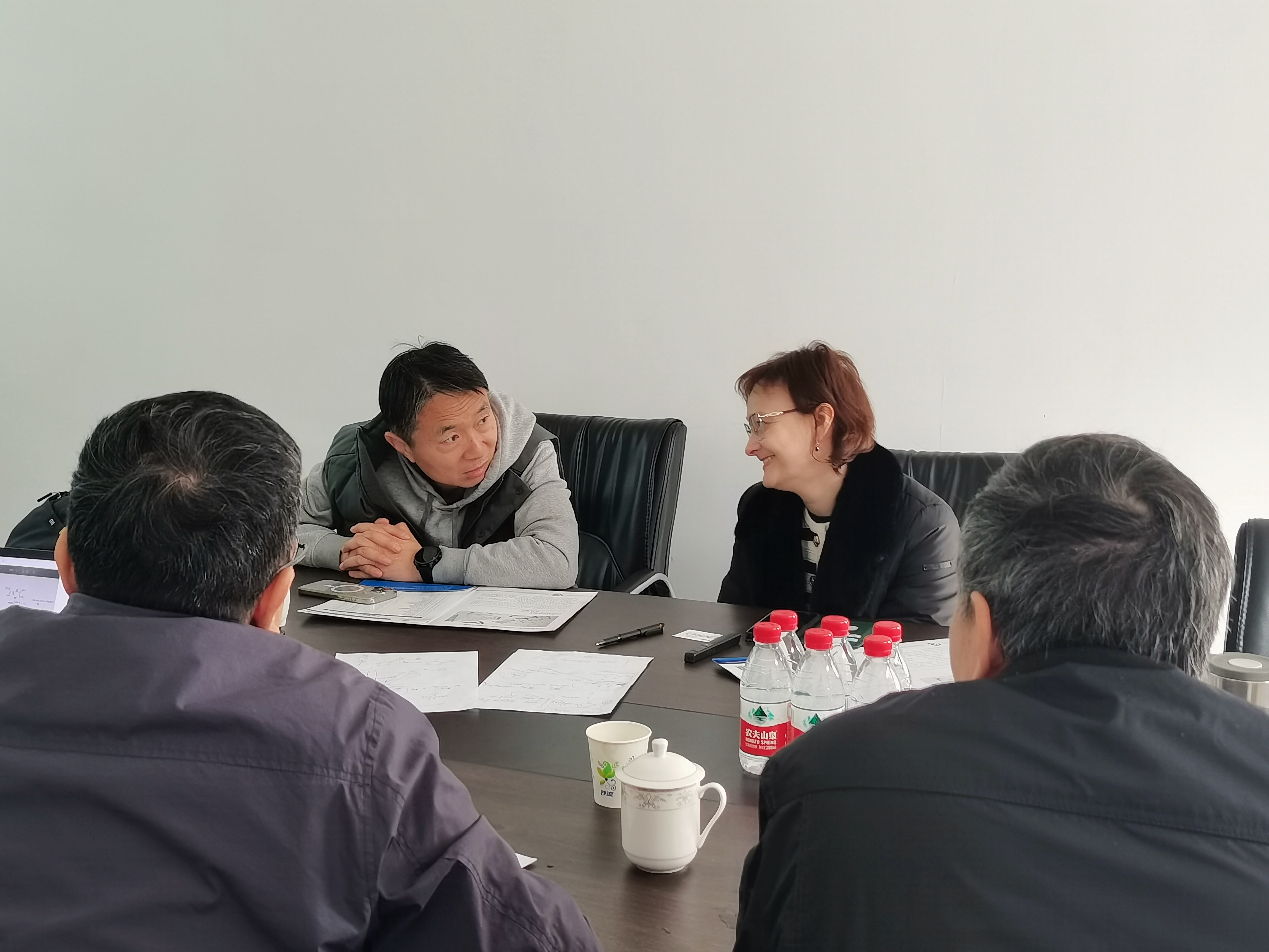 Η Kinsotech και οι Ρώσοι πελάτες εξερευνούν από κοινού νέες ευκαιρίες σε εκλεκτά χημικά προϊόντα